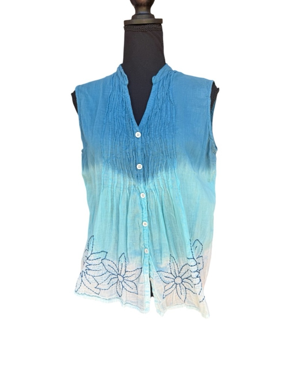 Solitaire Sleeveless Ombre Blue Button-Front Women's Top Size Large